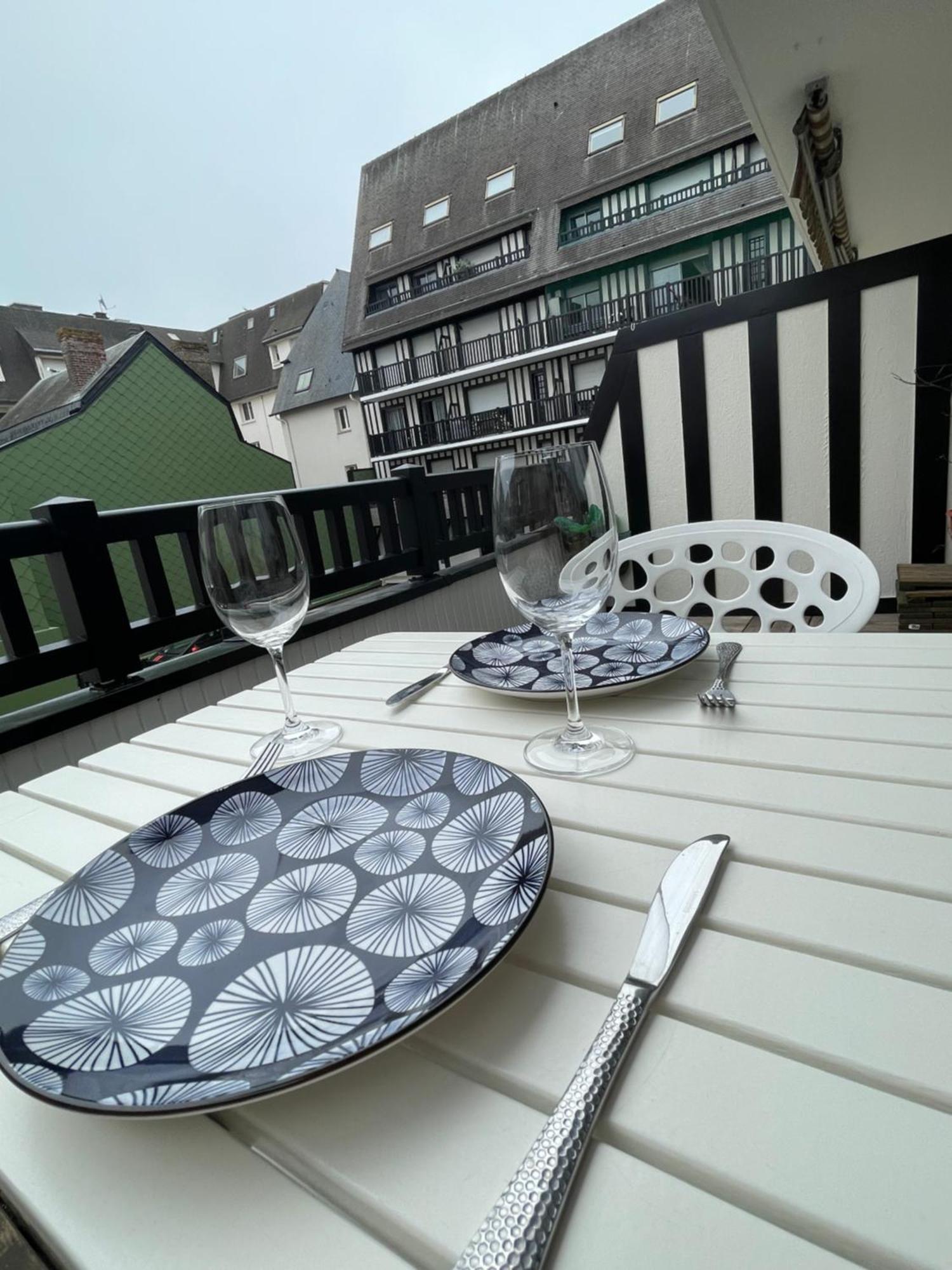 Titanic A Bord - Terrasse - Face Gare Apartment *